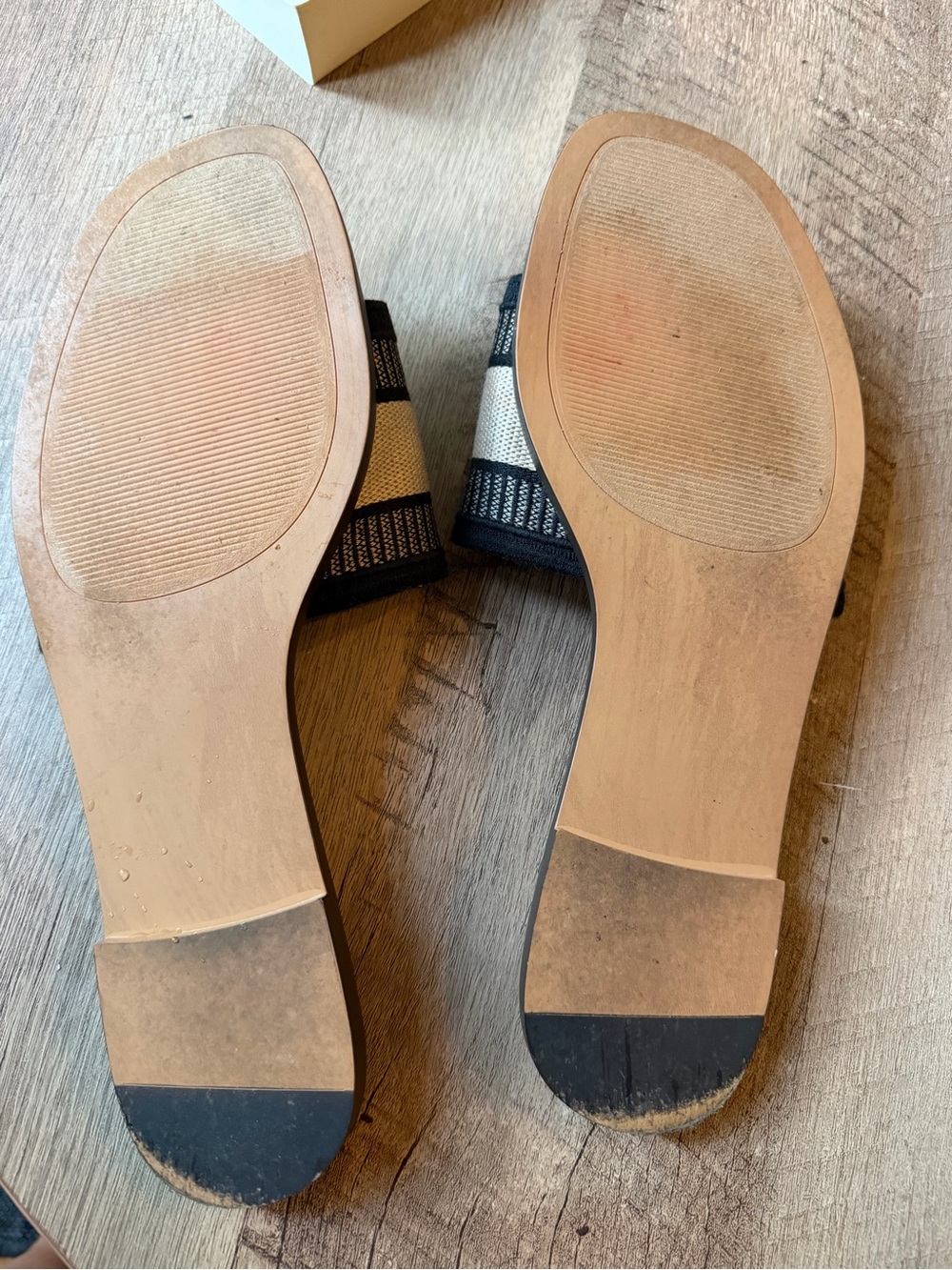 Steve Madden Black & Beige ST BARTS Embroidered Slide Sandals - Picture 3 of 4